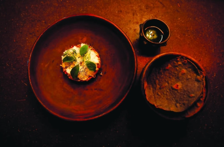 Ebben az étteremben egy falatnyi hulladék nincs, és minden bútor, építőelem újrahasznosított